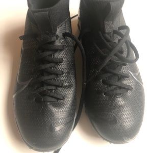 Nike Mercurial Youth Soccer/Turf shoes
